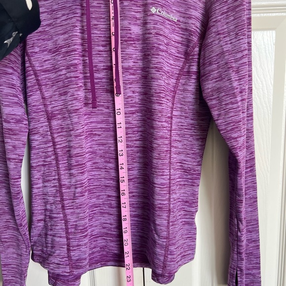 Columbia long sleeve hoodie size medium plum color - Picture 8 of 10